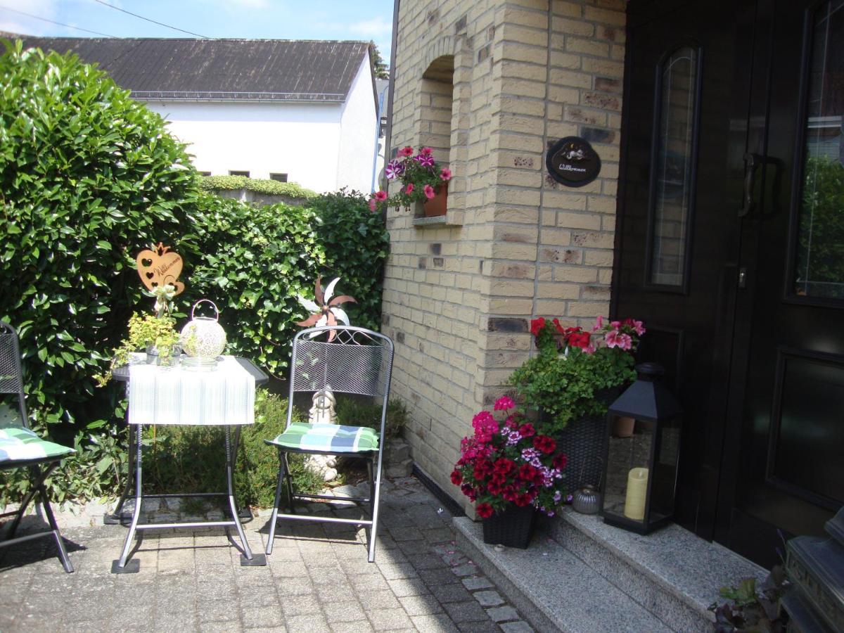 Eifelferienwohnungen "Familie Saxler" Bereborn Exteriör bild