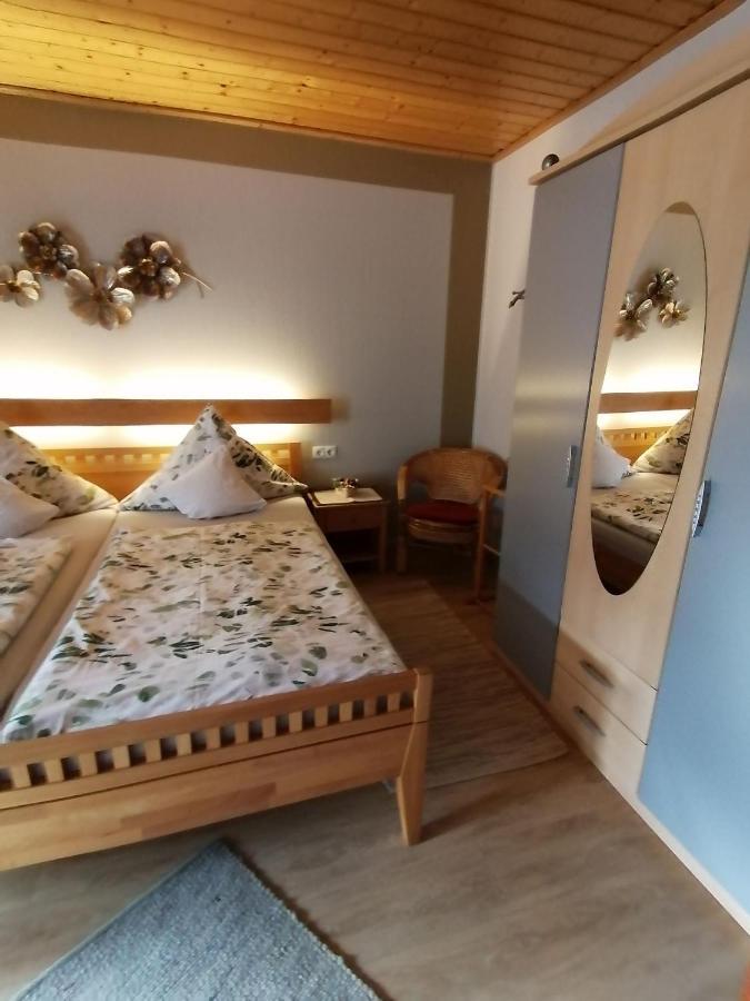 Eifelferienwohnungen "Familie Saxler" Bereborn Exteriör bild