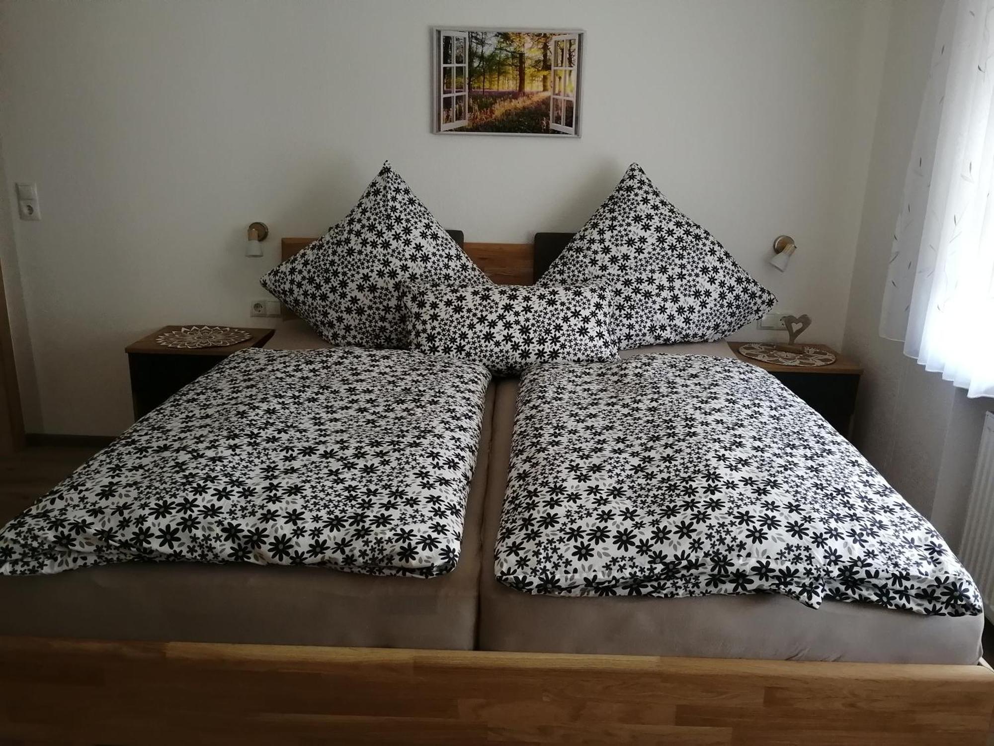 Eifelferienwohnungen "Familie Saxler" Bereborn Exteriör bild